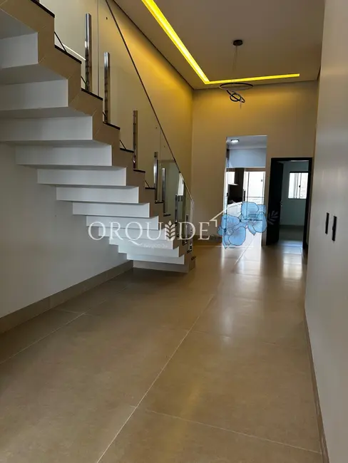 Foto 5 de Casa com 4 quartos à venda, 171m2 em Parque das Laranjeiras Prolongamento, Rio Verde - GO
