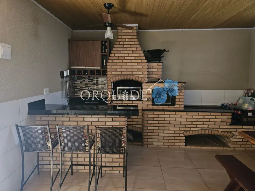 Foto 5 de Casa com 3 quartos à venda, 154m2 em Rio Verde - GO