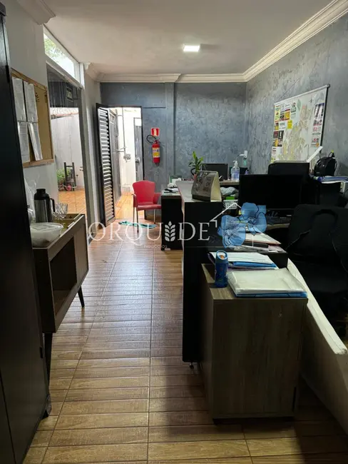 Foto 6 de Casa com 3 quartos à venda, 168m2 em Parque Bandeirante, Rio Verde - GO