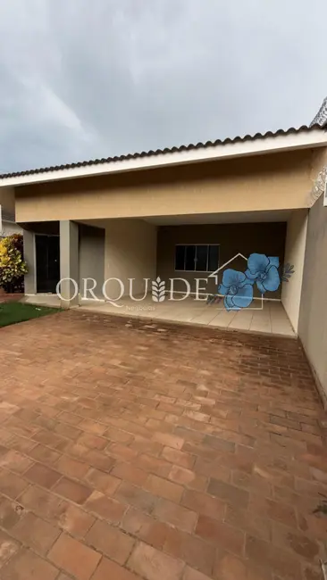 Foto 1 de Casa com 3 quartos à venda, 212m2 em Setor Universitário, Rio Verde - GO