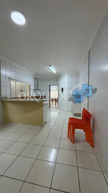 Foto 9 de Casa com 3 quartos à venda, 212m2 em Setor Universitário, Rio Verde - GO