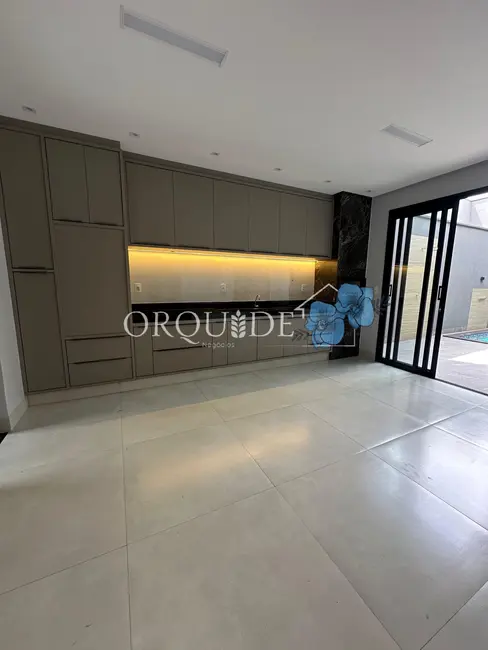Foto 1 de Casa com 3 quartos à venda, 121m2 em Residencial Canaã, Rio Verde - GO