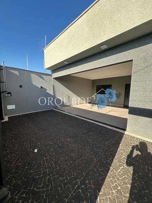 Casa com 3 quartos à venda, 127m2 em Residencial Canaã, Rio Verde - GO - imagem 1 Foto 1 de Casa com 3 quartos à venda, 127m2 em Residencial Canaã, Rio Verde - GO