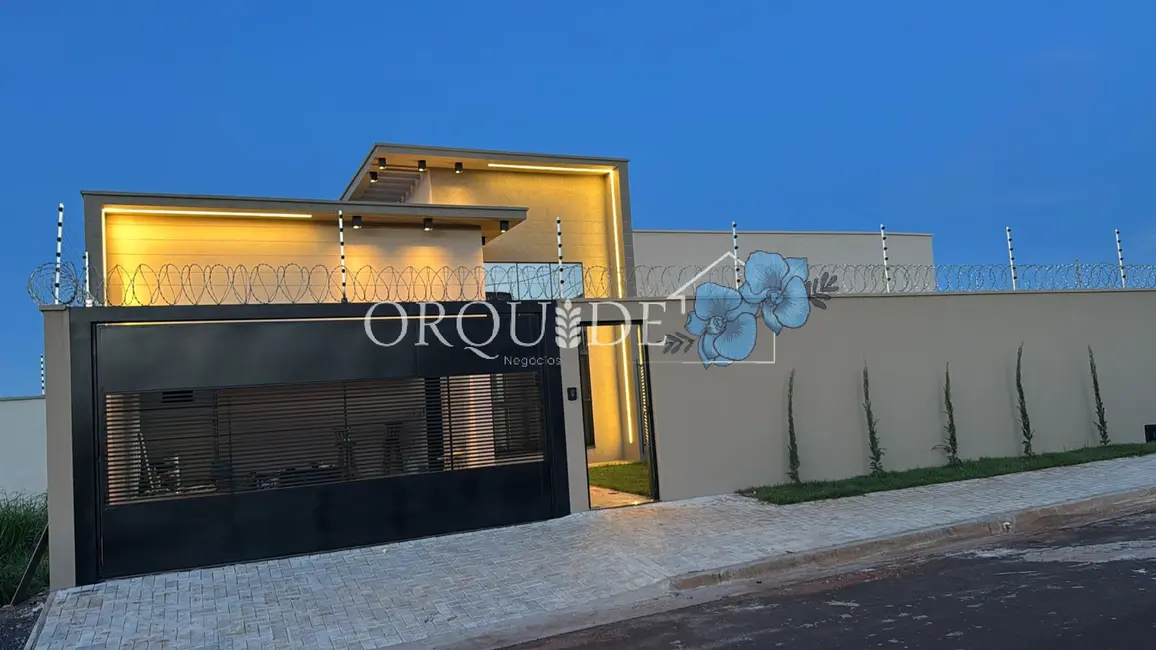 Casa com 3 quartos à venda, 156m2 em Residencial Canaã, Rio Verde - GO - imagem 1 Foto 1 de Casa com 3 quartos à venda, 156m2 em Residencial Canaã, Rio Verde - GO