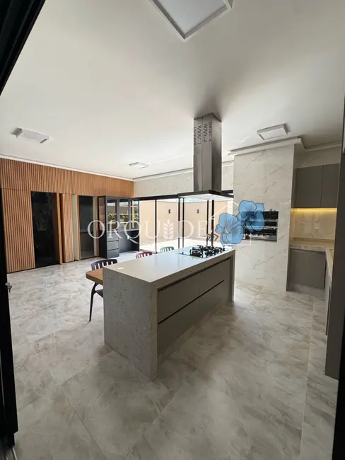 Casa com 3 quartos à venda, 156m2 em Residencial Canaã, Rio Verde - GO - imagem 8 Foto 8 de Casa com 3 quartos à venda, 156m2 em Residencial Canaã, Rio Verde - GO