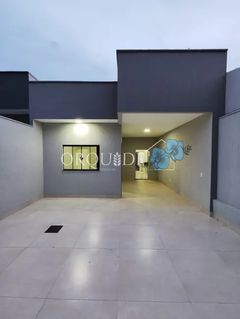Foto 1 de Casa com 3 quartos à venda, 103m2 em Rio Verde - GO