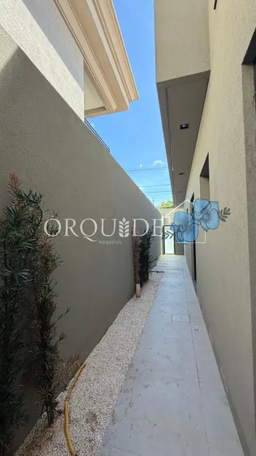 Foto 9 de Casa com 4 quartos à venda, 324m2 em Residencial Green Park, Rio Verde - GO