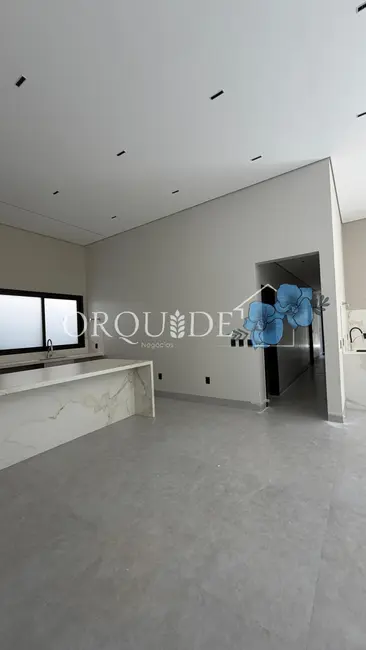 Foto 4 de Casa com 4 quartos à venda, 324m2 em Residencial Green Park, Rio Verde - GO