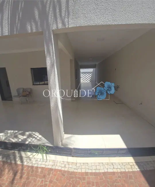 Foto 3 de Casa com 4 quartos à venda, 300m2 em Primavera, Rio Verde - GO