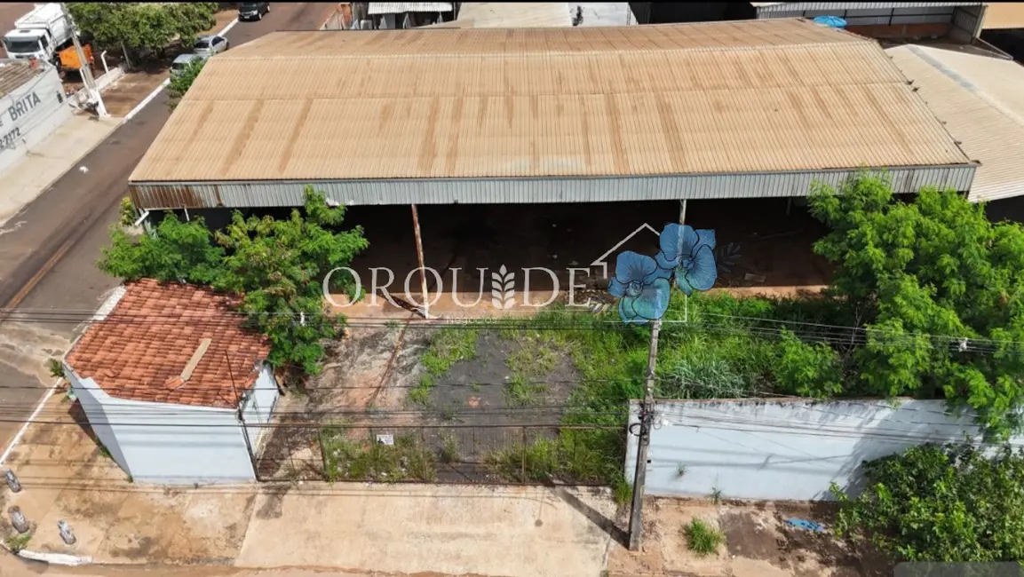 Foto 1 de Armazém / Galpão para alugar, 350m2 em Residencial Recanto do Bosque, Rio Verde - GO