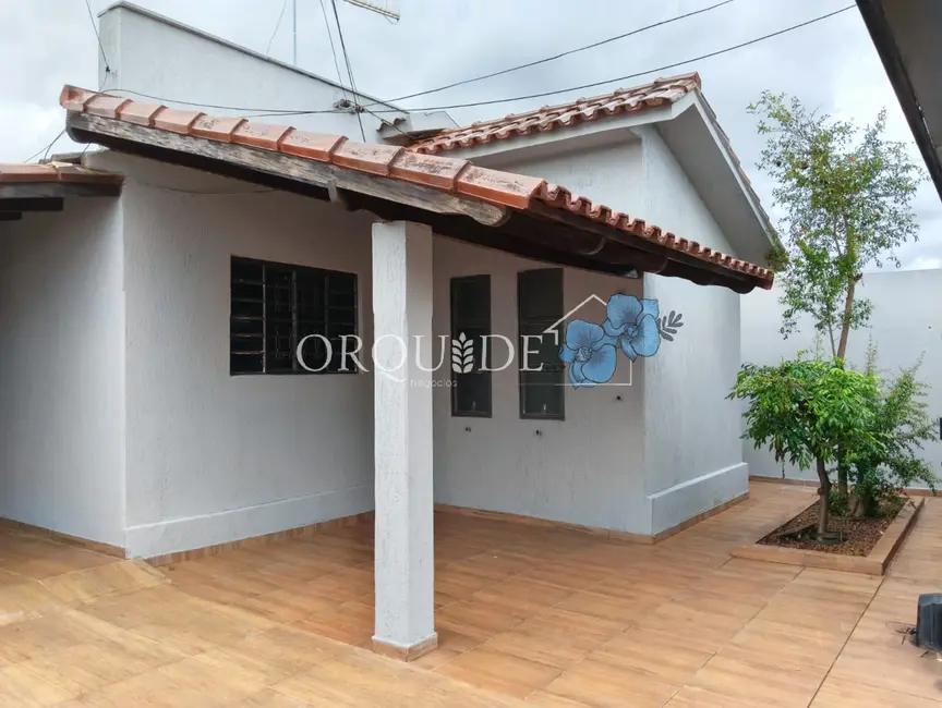 Casa com 3 quartos à venda, 154m2 em Conjunto Morada do Sol, Rio Verde - GO - imagem 5 Foto 5 de Casa com 3 quartos à venda, 154m2 em Conjunto Morada do Sol, Rio Verde - GO