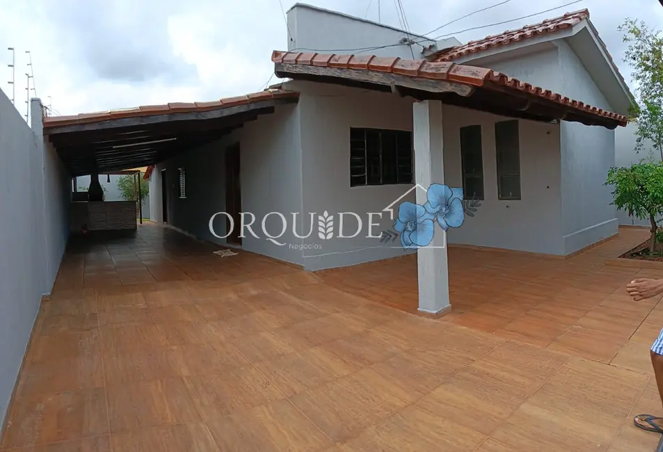 Casa com 3 quartos à venda, 154m2 em Conjunto Morada do Sol, Rio Verde - GO - imagem 3 Foto 3 de Casa com 3 quartos à venda, 154m2 em Conjunto Morada do Sol, Rio Verde - GO