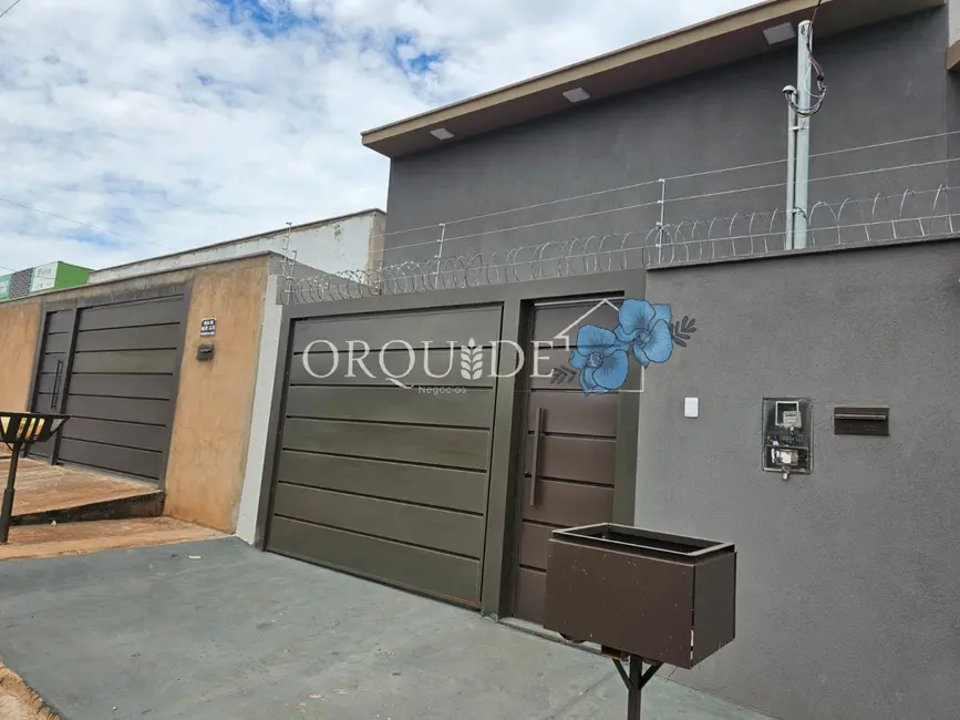 Foto 2 de Casa com 2 quartos à venda, 64m2 em Residencial Parque dos Ipês, Rio Verde - GO