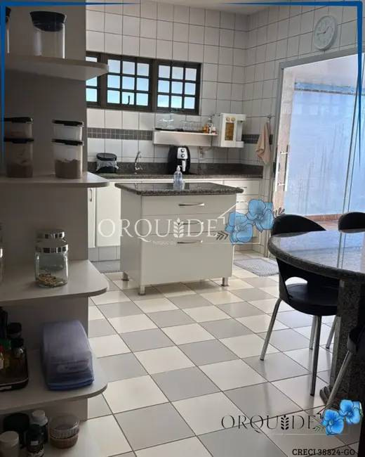 Casa com 5 quartos à venda, 350m2 em Setor Morada do Sol, Rio Verde - GO - imagem 5 Foto 5 de Casa com 5 quartos à venda, 350m2 em Setor Morada do Sol, Rio Verde - GO