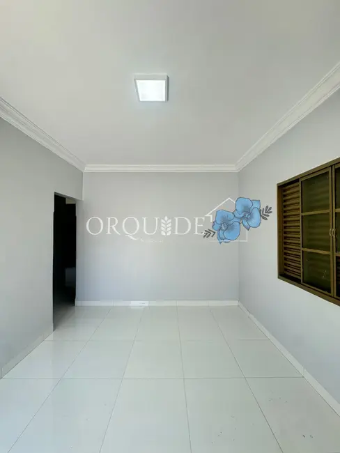 Foto 6 de Casa com 3 quartos à venda, 160m2 em Setor Dona Gercina, Rio Verde - GO