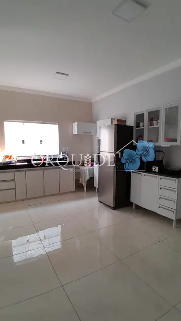 Foto 4 de Casa com 4 quartos à venda, 205m2 em Residencial Solar dos Ataídes 2ª Etapa, Rio Verde - GO