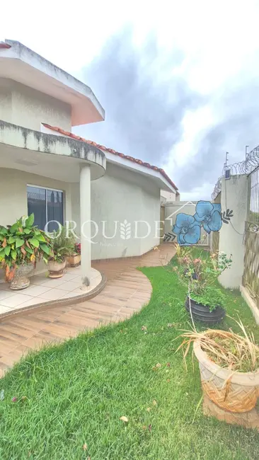 Casa com 3 quartos à venda, 280m2 em Setor Morada do Sol, Rio Verde - GO - imagem 2 Foto 2 de Casa com 3 quartos à venda, 280m2 em Setor Morada do Sol, Rio Verde - GO
