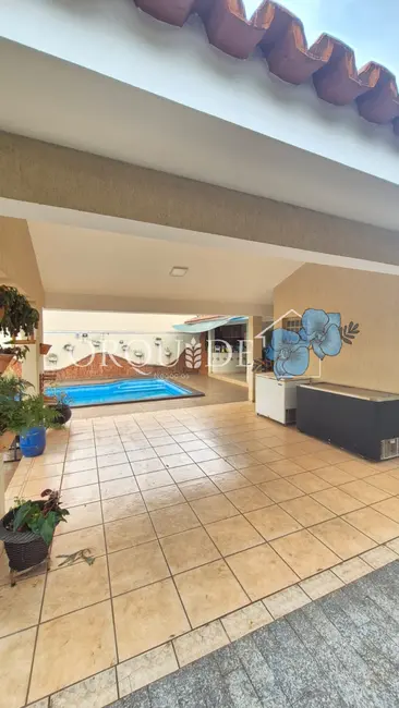 Casa com 3 quartos à venda, 280m2 em Setor Morada do Sol, Rio Verde - GO - imagem 3 Foto 3 de Casa com 3 quartos à venda, 280m2 em Setor Morada do Sol, Rio Verde - GO