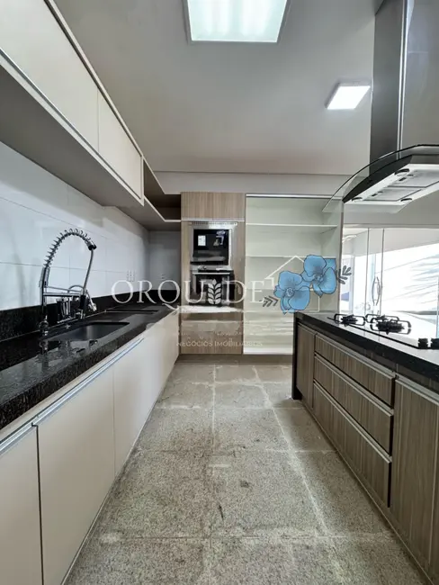 Casa com 4 quartos à venda, 405m2 em Parque dos Buritis, Rio Verde - GO - imagem 7 Foto 7 de Casa com 4 quartos à venda, 405m2 em Parque dos Buritis, Rio Verde - GO
