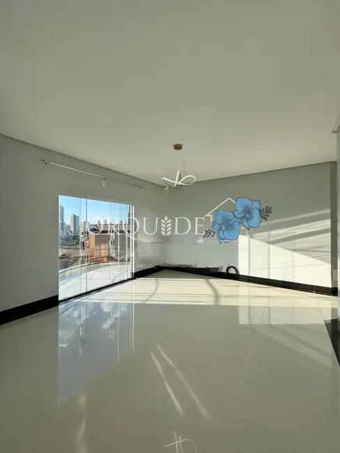 Casa com 4 quartos à venda, 405m2 em Parque dos Buritis, Rio Verde - GO - imagem 5 Foto 5 de Casa com 4 quartos à venda, 405m2 em Parque dos Buritis, Rio Verde - GO