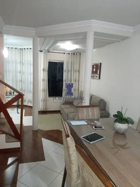 Sobrado à venda, 230m2 em Ouro Verde, Campo Largo - PR - imagem 3 Foto 3 de Sobrado à venda, 230m2 em Ouro Verde, Campo Largo - PR
