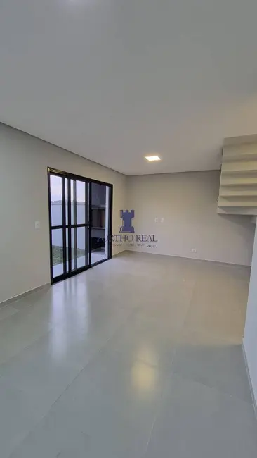 Sobrado com 2 quartos à venda, 201m2 em Jardim Esmeralda, Campo Largo - PR - imagem 7 Foto 7 de Sobrado com 2 quartos à venda, 201m2 em Jardim Esmeralda, Campo Largo - PR