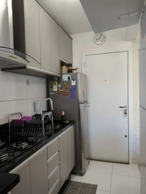 Apartamento com 2 quartos à venda, 46m2 em Campo Largo - PR - imagem 9 Foto 9 de Apartamento com 2 quartos à venda, 46m2 em Campo Largo - PR