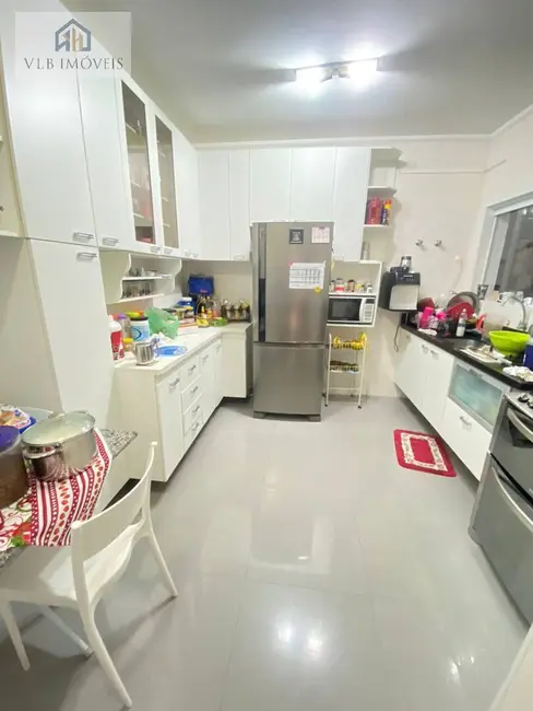 Foto 3 de Sobrado com 3 quartos à venda e para alugar, 200m2 em Chácara Nossa Senhora do Bom Conselho, São Paulo - SP