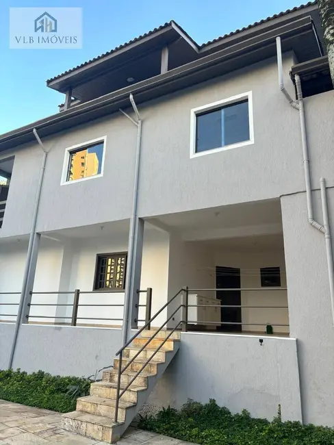 Sobrado com 7 quartos à venda, 480m2 em Parque dos Príncipes, São Paulo - SP - imagem 8 Foto 8 de Sobrado com 7 quartos à venda, 480m2 em Parque dos Príncipes, São Paulo - SP