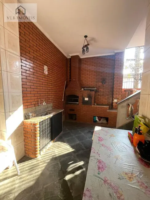 Foto 3 de Sobrado com 4 quartos à venda, 200m2 em Jardim Maria Virginia, São Paulo - SP