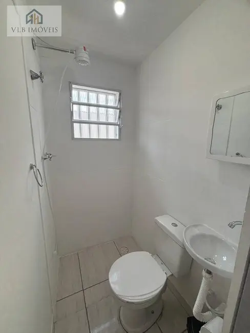Kitnet com 1 quarto para alugar, 12m2 em Jardim Ester, São Paulo - SP - imagem 3 Foto 3 de Kitnet com 1 quarto para alugar, 12m2 em Jardim Ester, São Paulo - SP