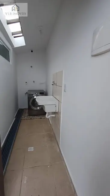 Kitnet com 1 quarto para alugar, 12m2 em Jardim Ester, São Paulo - SP - imagem 6 Foto 6 de Kitnet com 1 quarto para alugar, 12m2 em Jardim Ester, São Paulo - SP