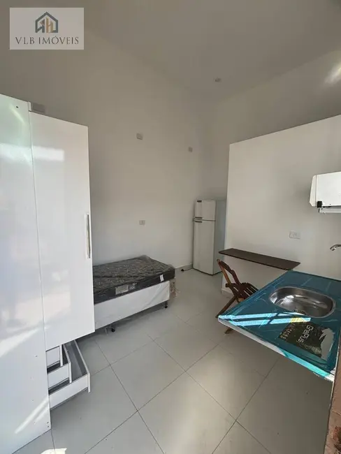 Kitnet com 1 quarto para alugar, 12m2 em Jardim Ester, São Paulo - SP - imagem 2 Foto 2 de Kitnet com 1 quarto para alugar, 12m2 em Jardim Ester, São Paulo - SP
