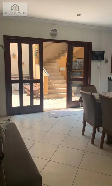 Foto 3 de Sobrado com 3 quartos à venda, 240m2 em Conceição, Diadema - SP