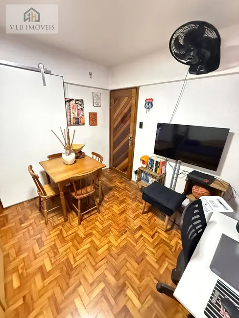 Kitnet com 1 quarto à venda, 34m2 em Santo Amaro, São Paulo - SP - imagem 1 Foto 1 de Kitnet com 1 quarto à venda, 34m2 em Santo Amaro, São Paulo - SP