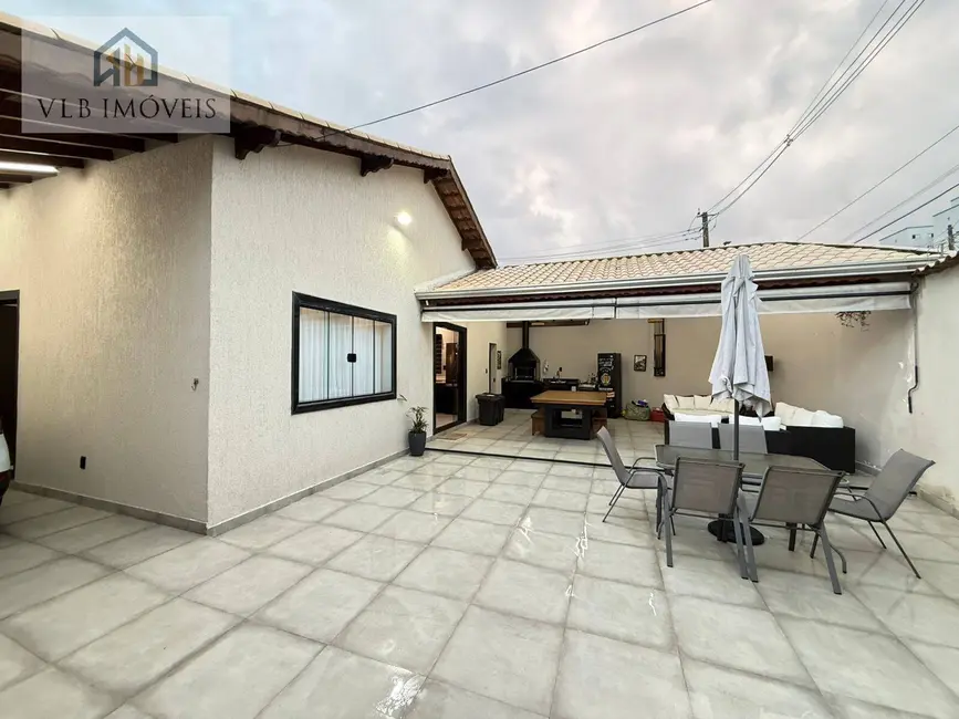 Casa com 2 quartos à venda, 214m2 em Ocian, Praia Grande - SP - imagem 3 Foto 3 de Casa com 2 quartos à venda, 214m2 em Ocian, Praia Grande - SP