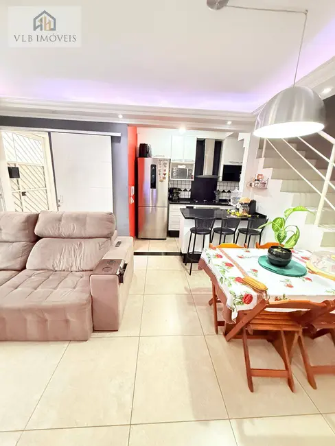 Foto 2 de Sobrado com 3 quartos à venda, 150m2 em Jardim Leônidas Moreira, São Paulo - SP