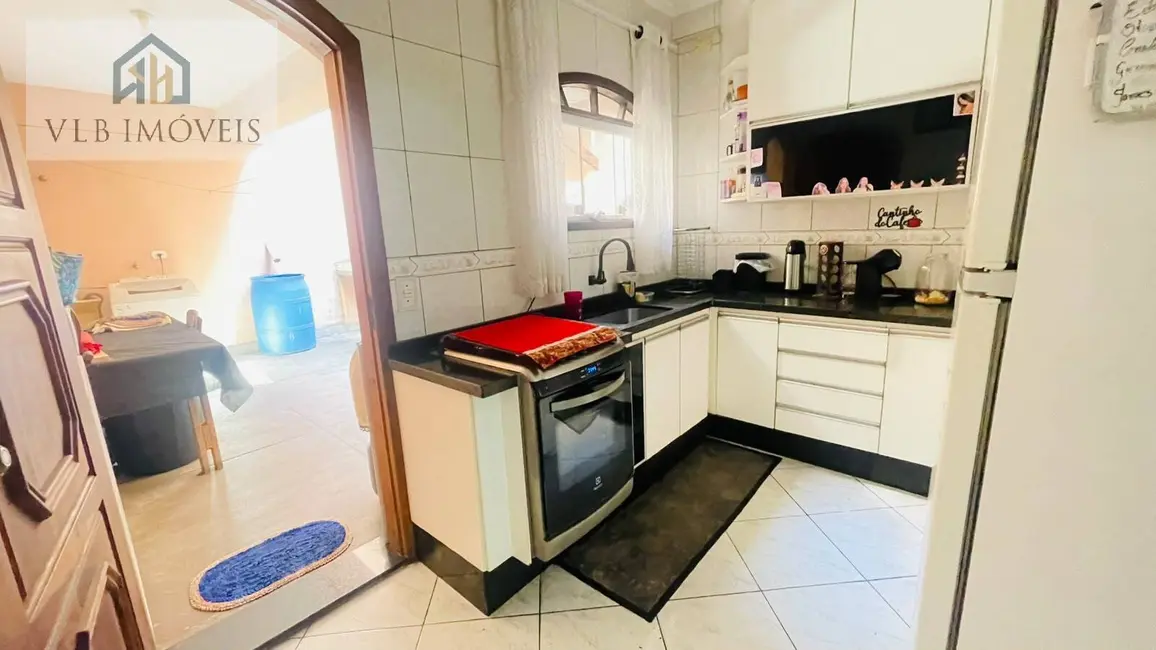 Foto 6 de Casa com 3 quartos à venda, 180m2 em Jardim Macedônia, São Paulo - SP