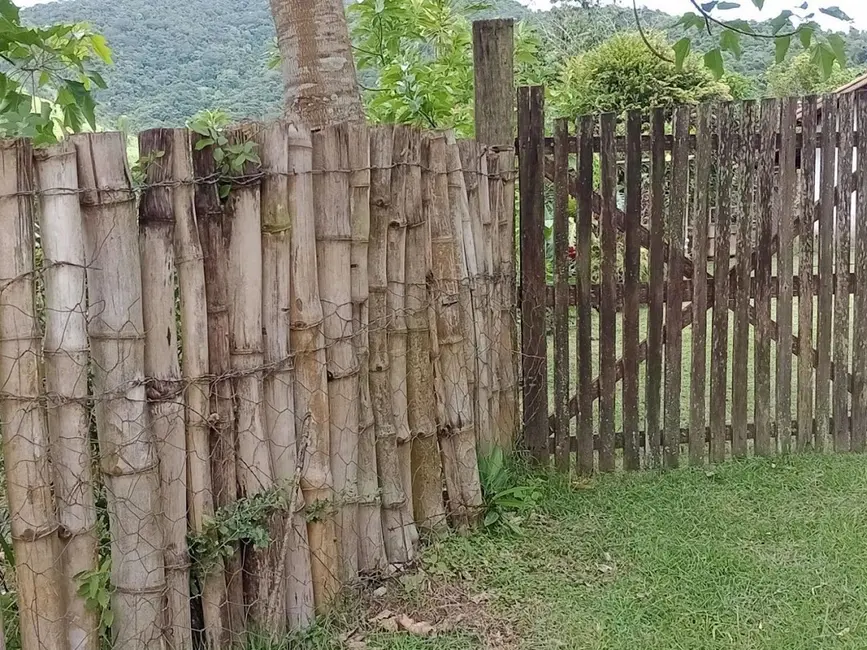 Chácara com 2 quartos à venda, 250m2 em Paraibuna - SP - imagem 8 Foto 8 de Chácara com 2 quartos à venda, 250m2 em Paraibuna - SP