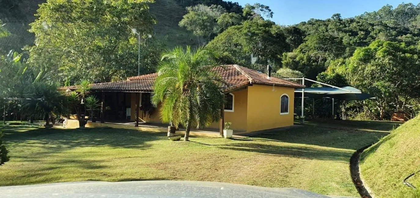 Sítio / Rancho com 3 quartos à venda, 300m2 em Paraibuna - SP - imagem 7 Foto 7 de Sítio / Rancho com 3 quartos à venda, 300m2 em Paraibuna - SP
