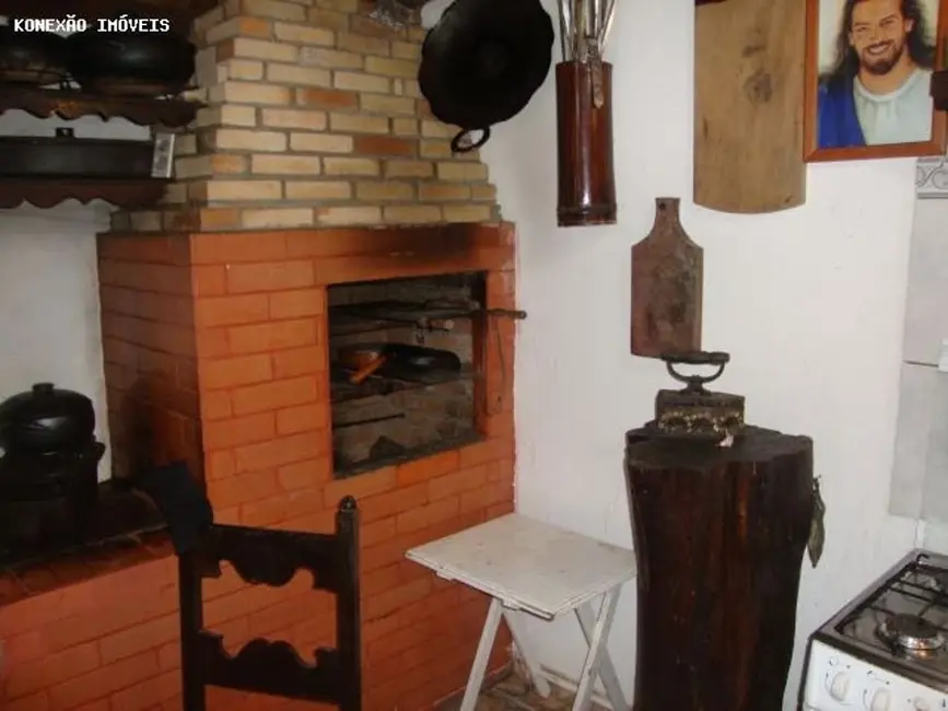 Chácara com 3 quartos à venda, 33000m2 em Centro, Paraibuna - SP - imagem 5 Foto 5 de Chácara com 3 quartos à venda, 33000m2 em Centro, Paraibuna - SP