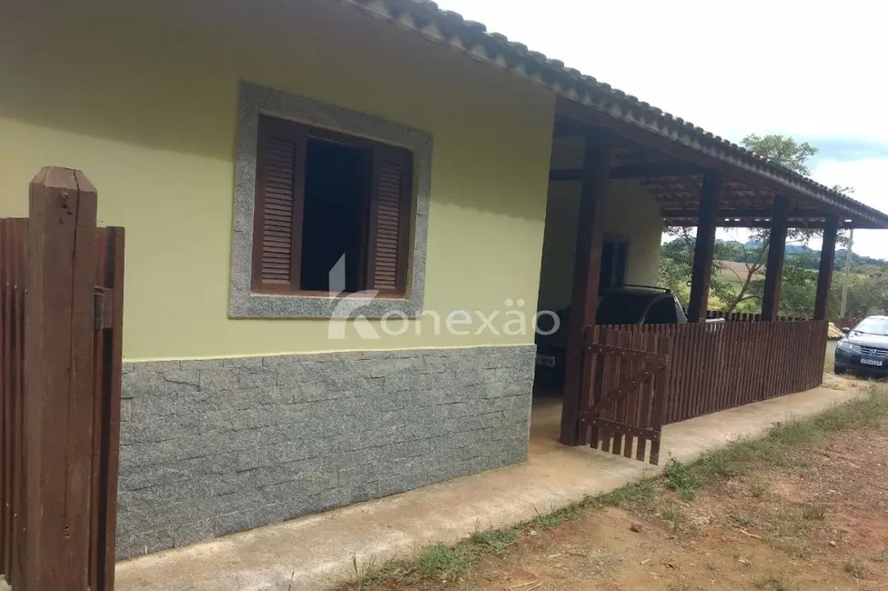Sítio / Rancho com 2 quartos à venda, 200m2 em Paraibuna - SP - imagem 2 Foto 2 de Sítio / Rancho com 2 quartos à venda, 200m2 em Paraibuna - SP