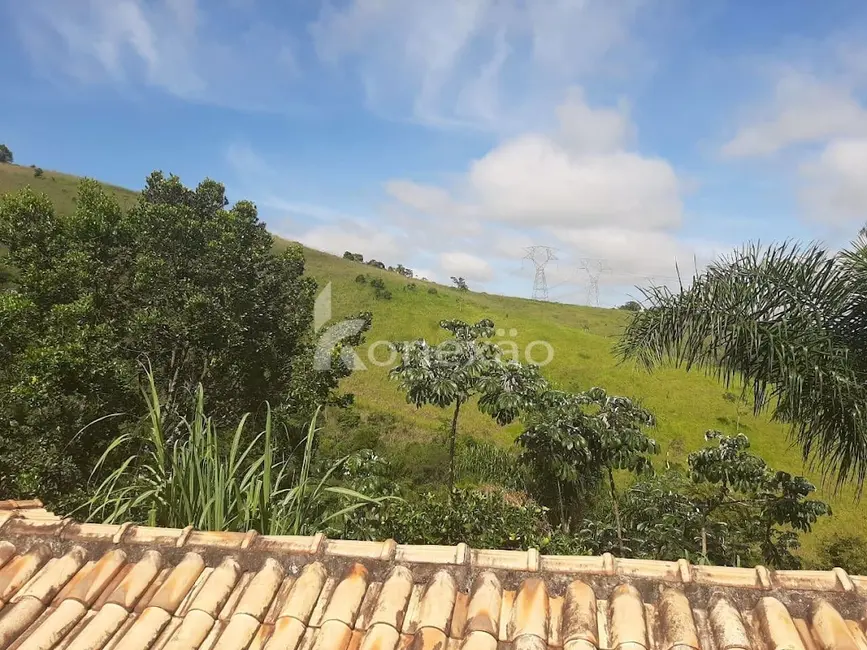 Sítio / Rancho com 3 quartos à venda, 300m2 em Centro, Taubate - SP - imagem 4 Foto 4 de Sítio / Rancho com 3 quartos à venda, 300m2 em Centro, Taubate - SP