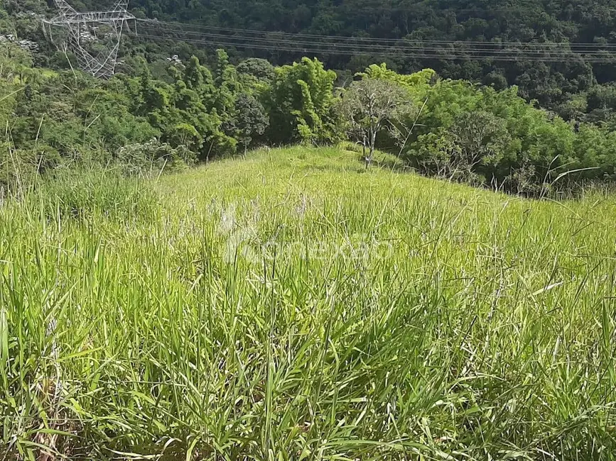 Sítio / Rancho com 3 quartos à venda, 300m2 em Centro, Taubate - SP - imagem 8 Foto 8 de Sítio / Rancho com 3 quartos à venda, 300m2 em Centro, Taubate - SP