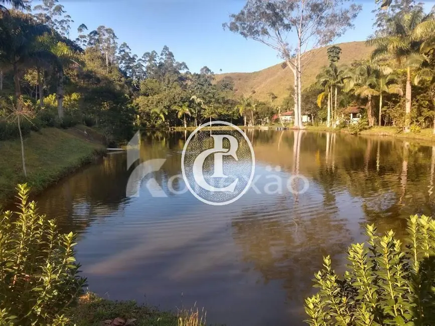 Foto 1 de Sítio / Rancho com 3 quartos à venda, 250m2 em Sao Jose Dos Campos - SP