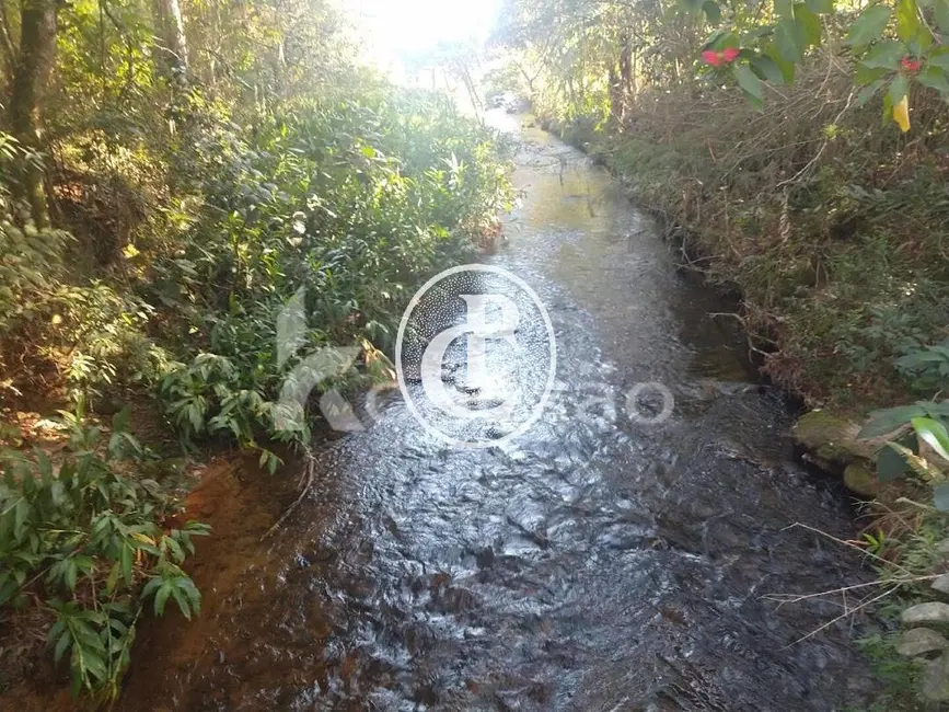Foto 2 de Sítio / Rancho com 3 quartos à venda, 250m2 em Sao Jose Dos Campos - SP