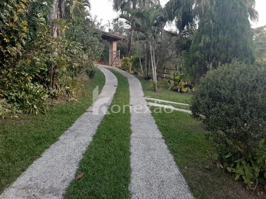 Sítio / Rancho com 2 quartos à venda, 250m2 em Paraibuna - SP - imagem 6 Foto 6 de Sítio / Rancho com 2 quartos à venda, 250m2 em Paraibuna - SP