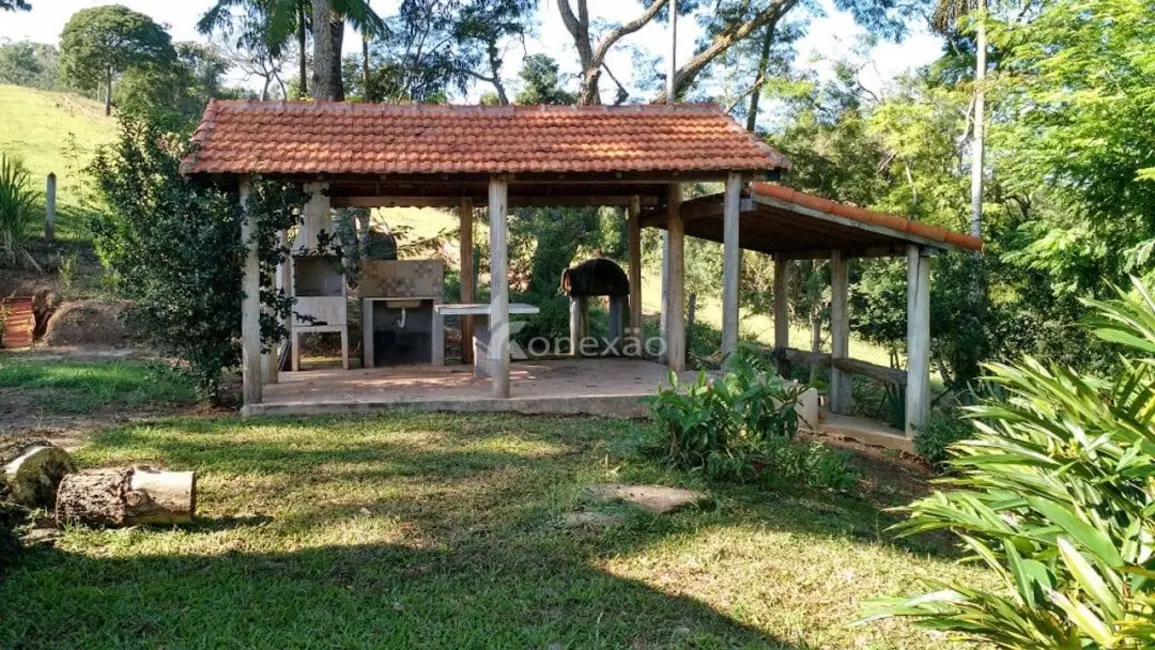Fazenda / Haras com 3 quartos à venda, 500m2 em Paraibuna - SP - imagem 6 Foto 6 de Fazenda / Haras com 3 quartos à venda, 500m2 em Paraibuna - SP
