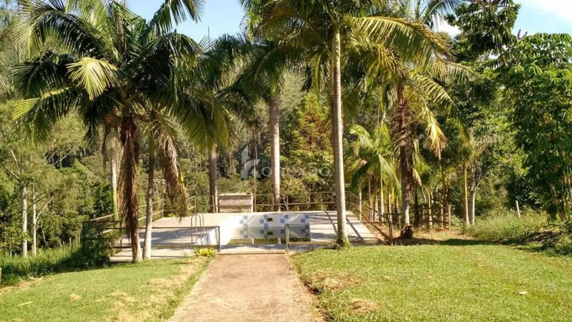 Fazenda / Haras com 3 quartos à venda, 500m2 em Paraibuna - SP - imagem 2 Foto 2 de Fazenda / Haras com 3 quartos à venda, 500m2 em Paraibuna - SP