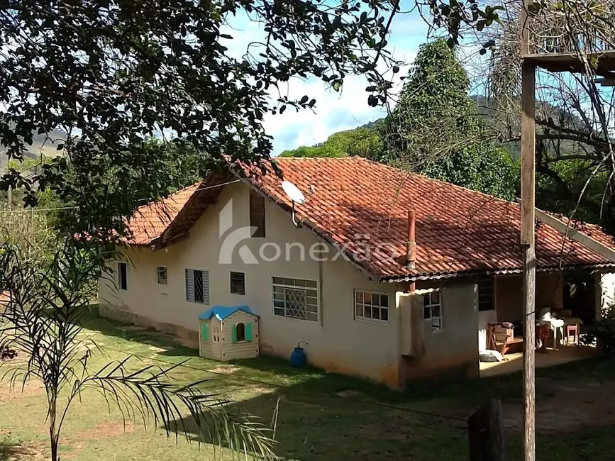 Chácara com 5 quartos à venda, 100m2 em Centro, Paraibuna - SP - imagem 2 Foto 2 de Chácara com 5 quartos à venda, 100m2 em Centro, Paraibuna - SP